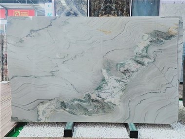 Fantasia Macaubas Quartzite