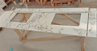 Keinotekoinen Calacatta Gold Marble -taso