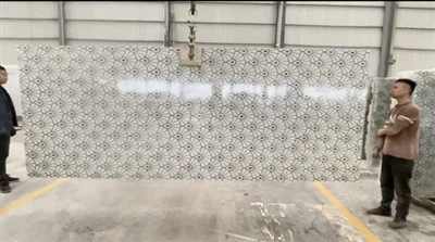 Waterjet White Onyx -laatta